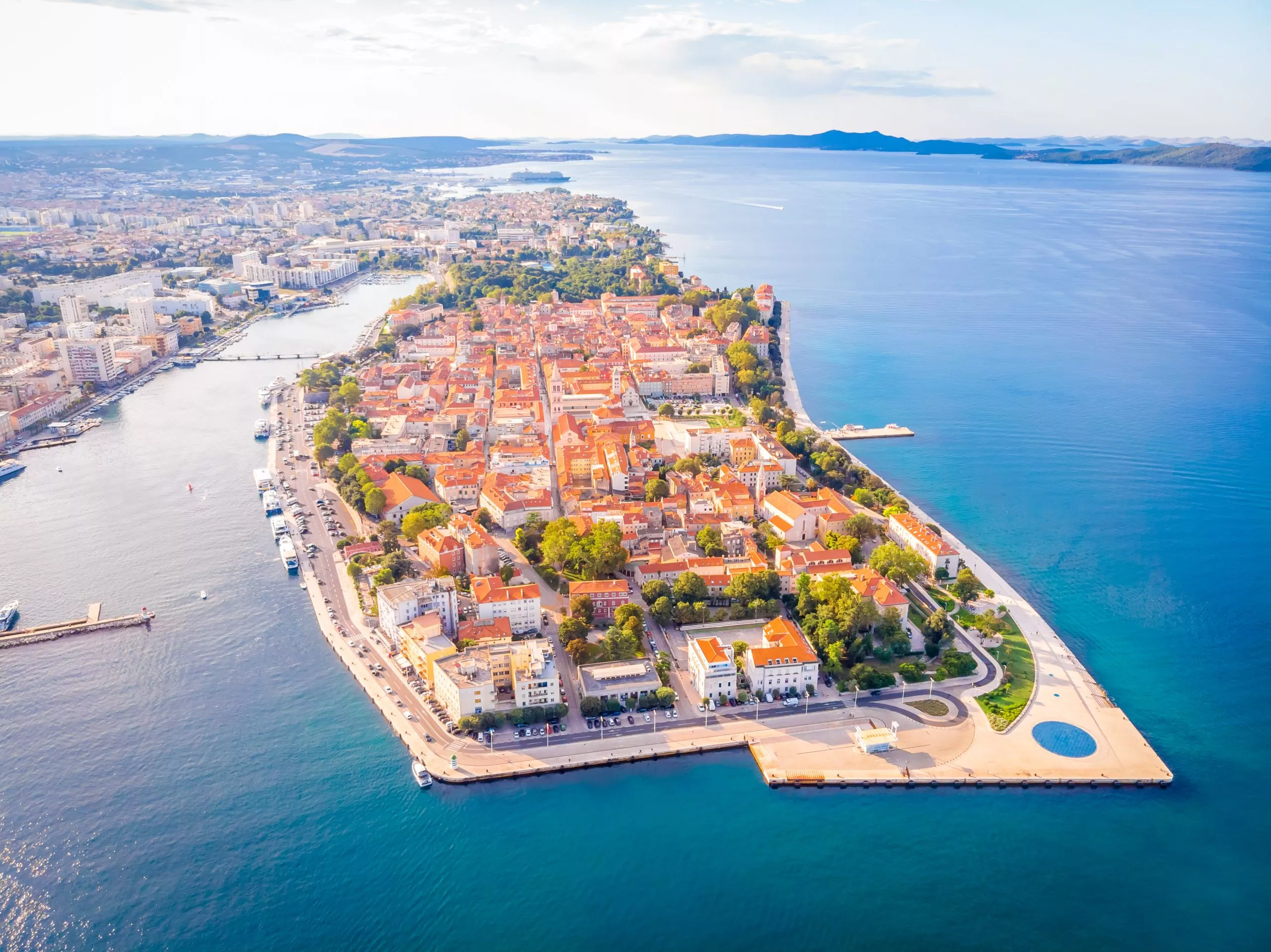 Luchtfoto van Zadar in de zomer, Kroatië