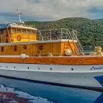 Motorjacht linda kroatien inselhuepfen komfort schiffe