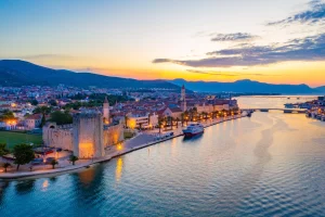 Reflect on the day's adventures in cozy bars