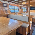 Salon motorjacht linda kroatien inselhuepfen komfort schiffe